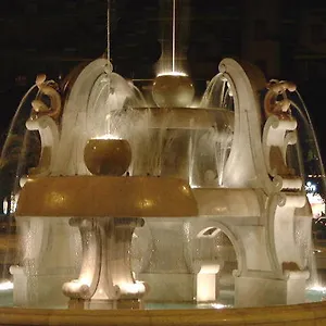 https://fourseasons.lecce-hotels.com